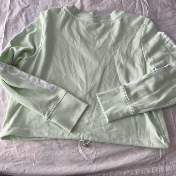 Calvin Kline Cropped Sweatshirt - Picture 4 of 5